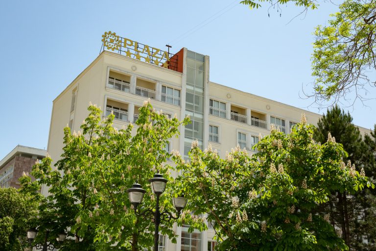 Фасад Санаторий PLAZA